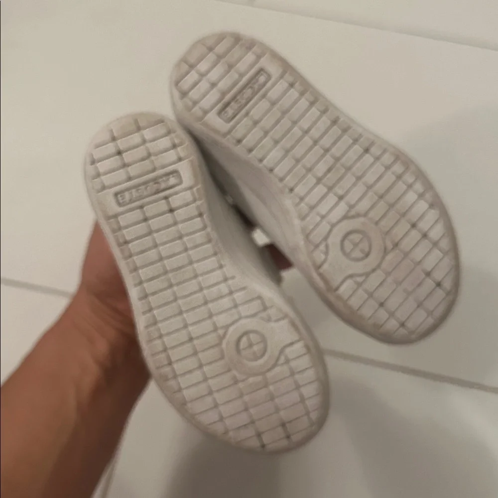 Lacoste Kids White and Pink Sneakers 8 toddler